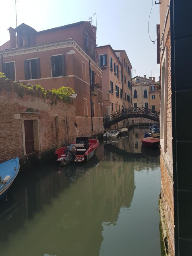 Gondola Show Venice Ngoại thất bức ảnh